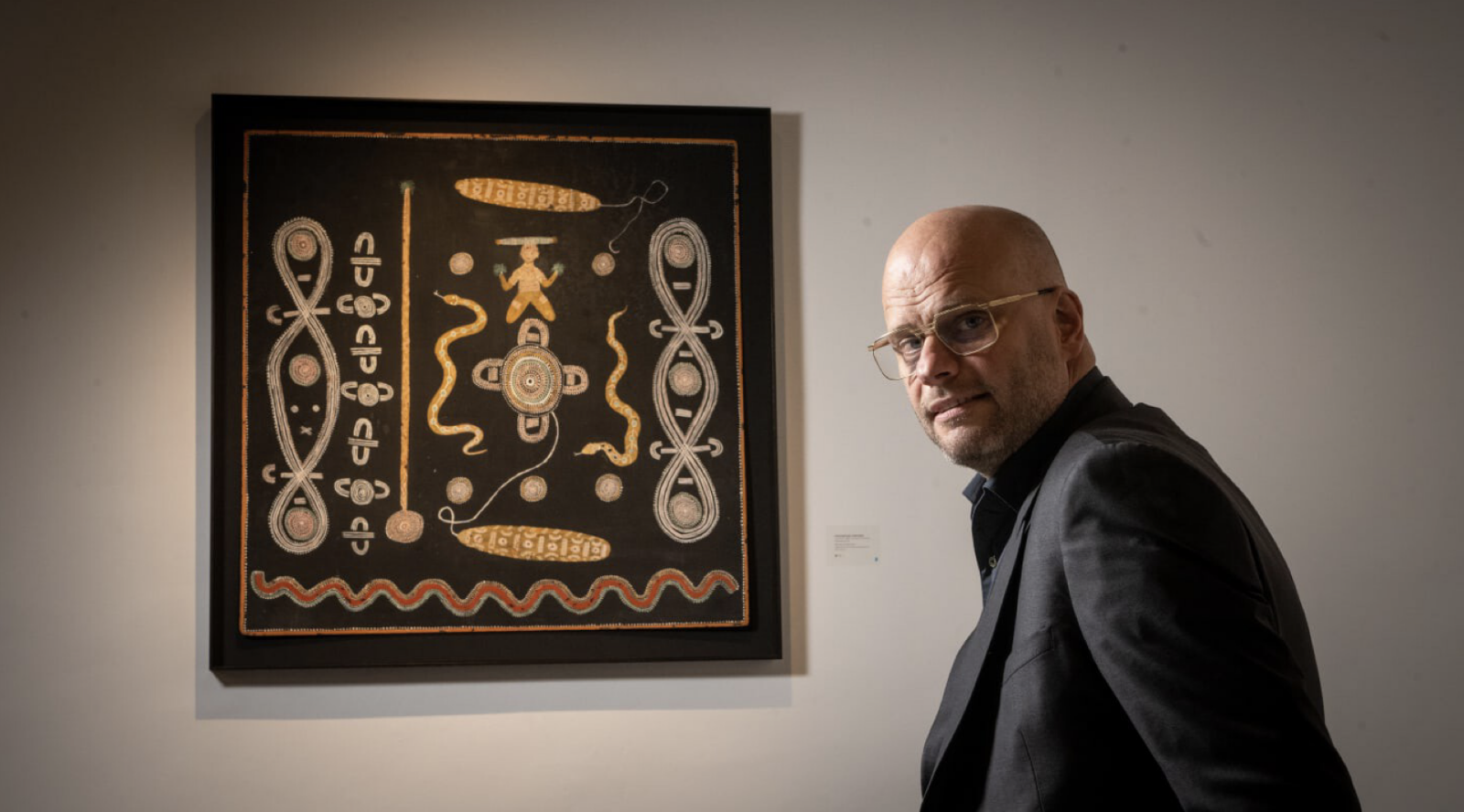 Half-million dollar price for Indigenous painting that hung in a suburban house